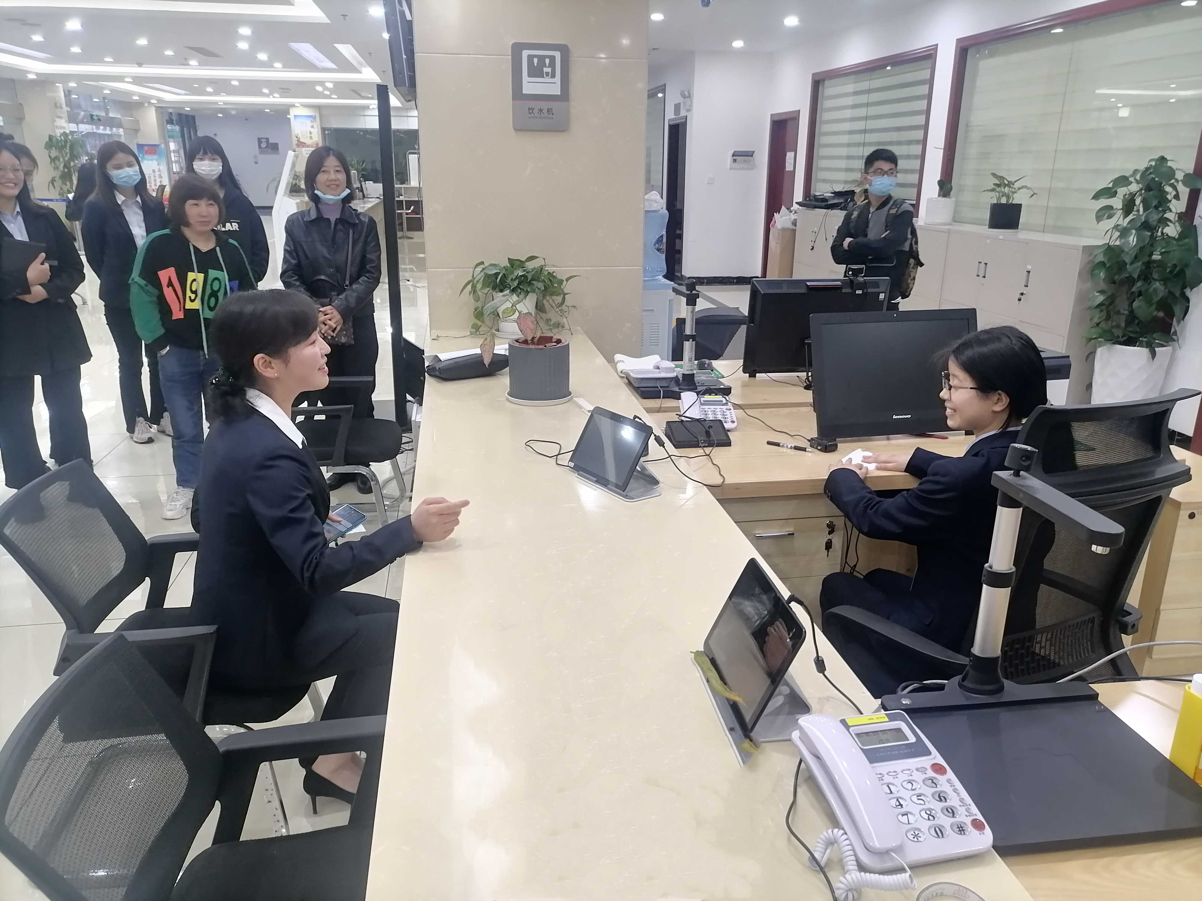 兴仁市:示范培训与监督指导相结合,常态规范政务大厅窗口服务